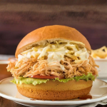 SANDWICH DE POLLO DESILACHADO