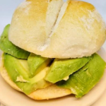 PAN CON PALTA - Imagen 2